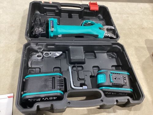 Lithium Pruning Shears - Lot 397