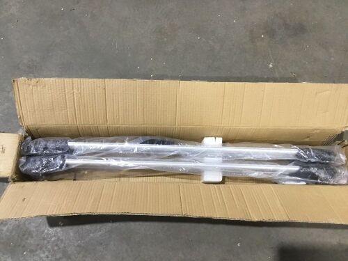 Universal Car Top Rack Aluminum Cross Bars - Lot 576