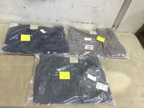 Lot of (3) RedHead Men's Shorts - 2 Size 38, 1 Size 40 - Lot 145