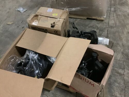 Lot of Heat Press Machines & Parts  - Lot 673