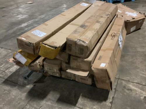 Pallet of Privacy Awnings, Side Screens & Umbrellas - Unispected - Lot 133