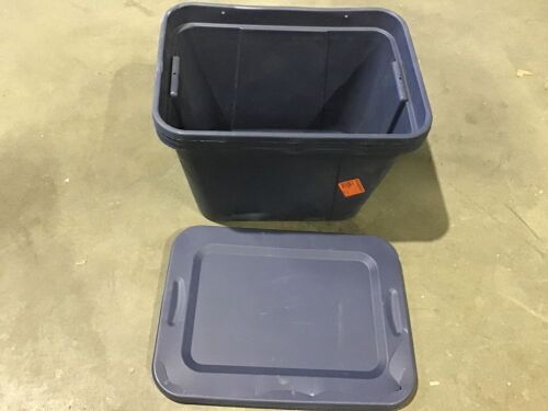 Lot of (3) HDX 20 Gal. Storage Totes - Lids are Cracked - Lot 1107