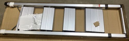 Ultraslim 4-Step Ladder - Lot 703