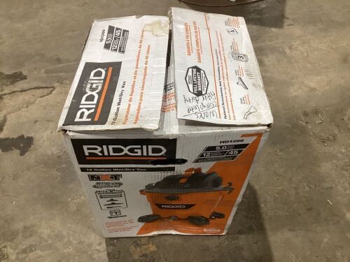 RIGID 12 Gallon 5.0 Peak HP NXT Wet/Dry Shop Vacuum with Filter, Locking Hose and Accessories - Filter is Dirty  - Lot 513