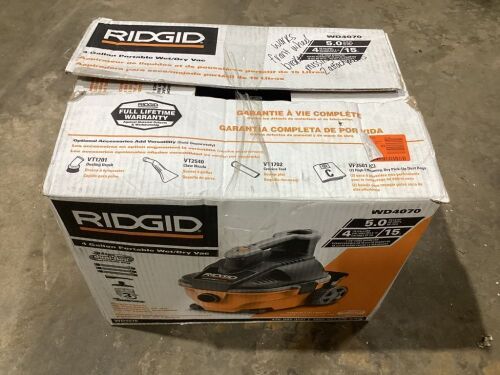 RIGID 4 Gallon 5.0 Peak HP Portable Wet/Dry Shop Vacuum with Fine Dust Filter, Locking Hose - Front Wheel Broken, Missing Nozzle Attachment  - Lot 815