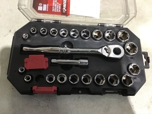 Husky 3/8 in. Drive Ratchet SAE/Metric Standard Socket Set (24-Piece) - Missing 10mm Socket  - Lot 726