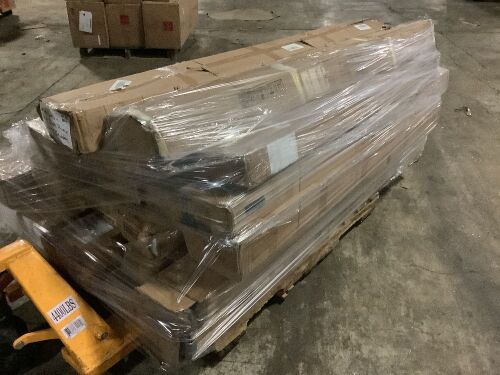 Pallet of Mixed Condition Patio Side Awnings - Lot 582