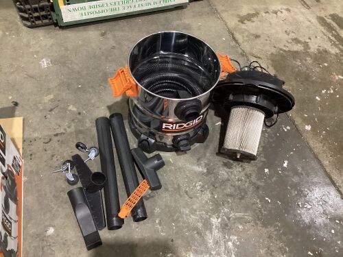 RIGID 10 Gallon 6.0 Peak HP Stainless Steel Wet/Dry Shop Vacuum with Filter, Locking Hose and Accessories - Lot 788