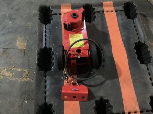 22 Ton Air Operated Hydraulic Jack - Missing Handle  - Lot 423