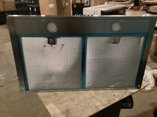 Vissani 30 in. W Convertible Under Cabinet Range Hood with Charcoal Filter in Stainless Steel - Missing Hardware, Dented - Lot 945