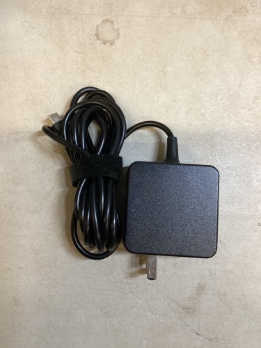 Superer AC Adapter - Lot 129