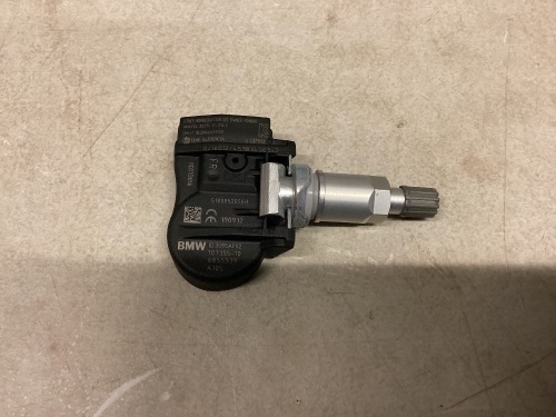 Tire Pressure Monitor Sensor For BMW - Lot 189