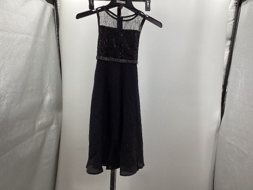 Girls Childrens Dress, Size 6 - Lot 216