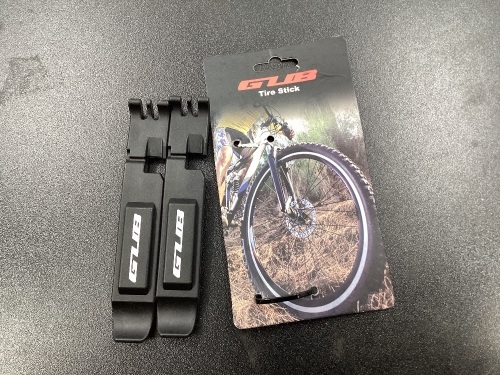GUB Tire Stick - Lot 245