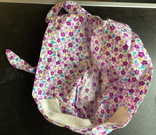 Adult Bonnet, Large - Lot 294