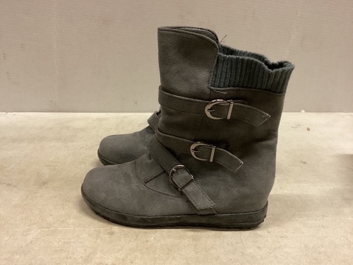 Gray Triple Hardware Boot, Size 41EU - Lot 371