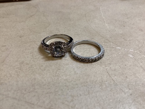 Ring Set, Size 7.5 - Lot 373