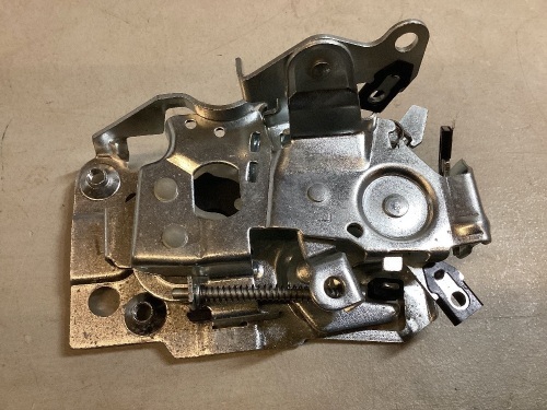 Door Latch Assembly, Make/Model Unknown - Lot 399