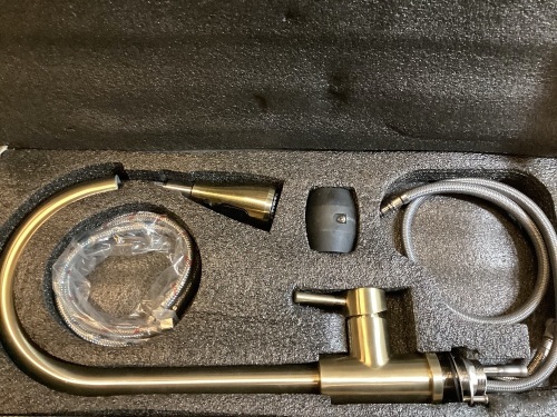 Single Handle Pull Down Kitchen Faucet - Lot 369