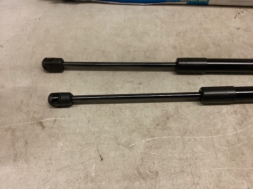 Zhuhai Oudun Gas Struts, Make/Model Unknown - Lot 508