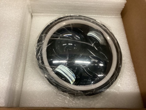 Lot of 4 Round Headlights - Lot 566