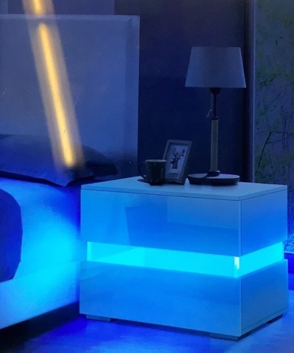 Insma Night Stand, White - Lot 593
