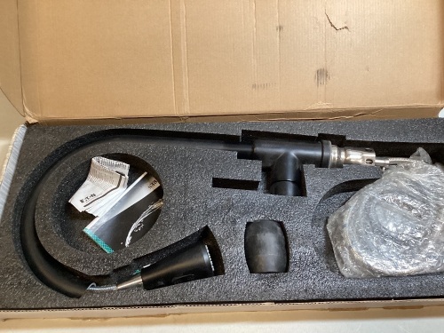 Commercial Grade Pull Out Kitchen Faucet - Lot 621