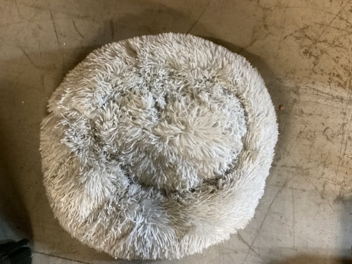 Small Dog Bed - Lot 683