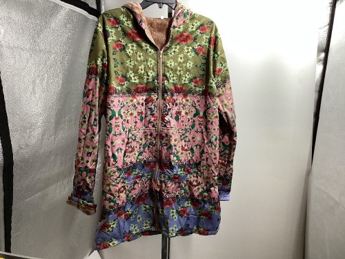 Floral Lined Hooded Jacket, Size 4XL - Lot 763