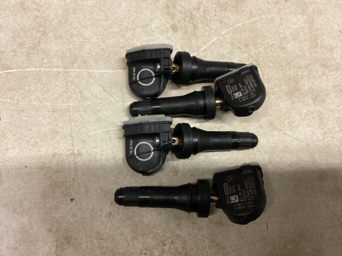 4x OEM TPMS Tire Pressure Sensors For 2015-2018 F-150 Edge Mustang F2GT-1A189-A - Lot 676