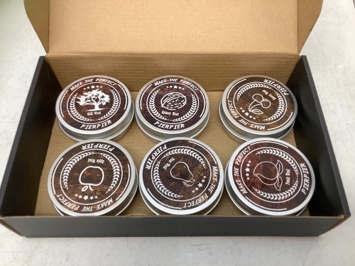 Cocktail Smoking Set - Lot 119