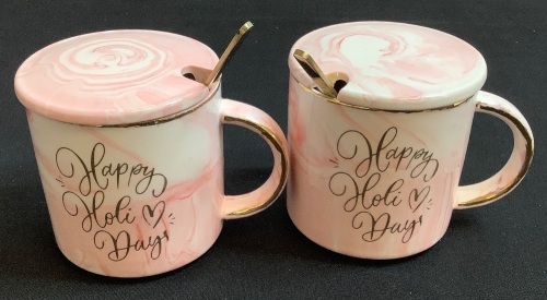 Set of 2 Holi Day Mugs with Lids & Spoons - Lot 237