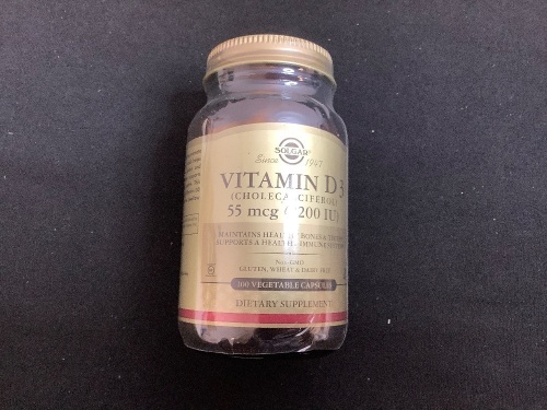 Solgar Vitamin D3 100ct, Sealed, Exp 8/2024 - Lot 335