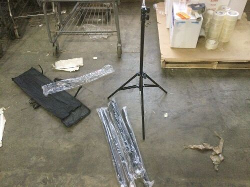Backdrop Support w/ 2 Tripods - Lot 1110