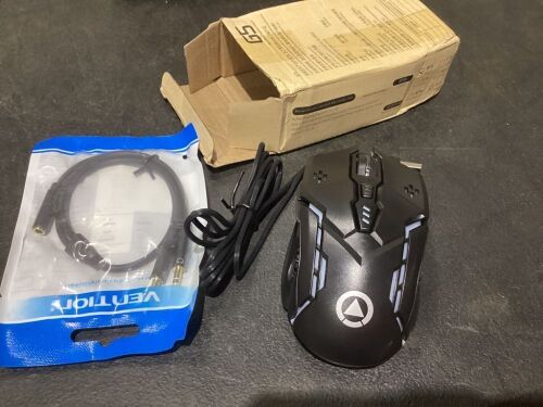 YINDIAO G5 Wired Gaming Mouse & Audio Cable - Lot 1098