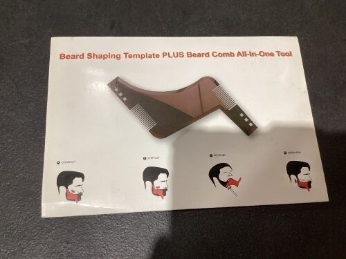 Beard Shaping Template and Beard Combo All-In-One Tool  - Lot 817