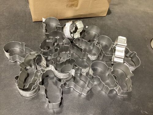Case of (20) Snowman Shaped Cookie Cutters  - Lot 1141