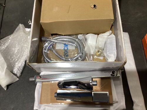 10" Rainfall Shower Head w/ Handheld Sprayer and Tub Spout - Lot 406