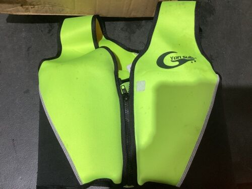 Kids Float Swim Vest - Dirty  - Lot 416