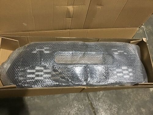 Toyota Tundra Grill 2019-2021 - Lot 527