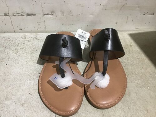Case of (6) A New Day Sandals, Size 9  - Lot 752