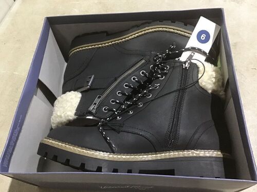 Case of (14) Universal Thread Women's Black Susan Sherpa Tipped Boots - Multiple Sizes  - Lot 68