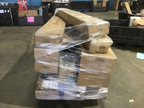 Lot of (15) Cantilever Patio Umbrellas - Uninspected - Lot 931