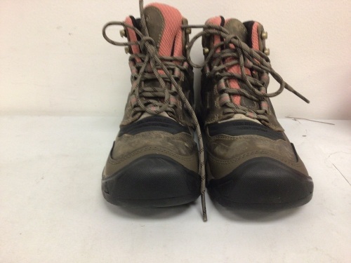 Keen Boots, Size 8, E-Commerce Return - Lot 83