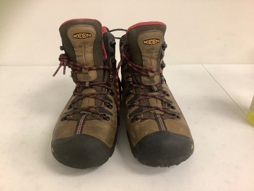 Keen Utility Boots, Size 9.5D, E-Comm Return - Lot 228