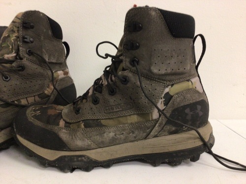 Under Armour Mens Shoes, 11, E-Commerce Return/ Worn, Sold as is - Lot 317