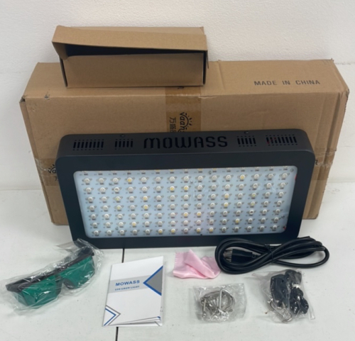 Mowass LED Growing Lamp with 120 LEDs, New - Lot 402