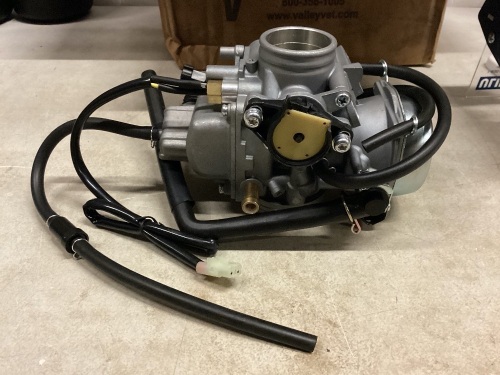 Carburetor, Make/Model Unknown - Lot 171