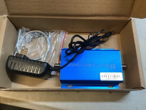 CDMA 850MHz Cell Phone Signal Booster Kit - Lot 313