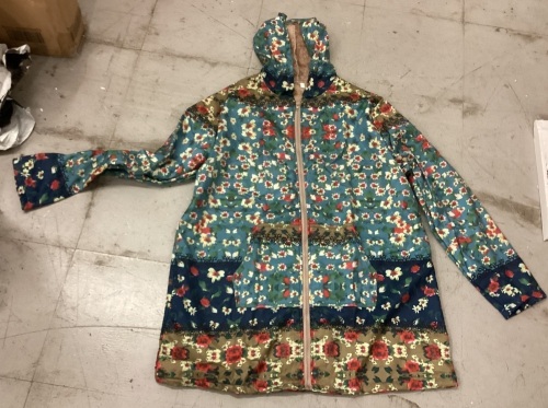 Women's Furry Lined Hooded Floral Jacket, Size 4XL - Lot 347
